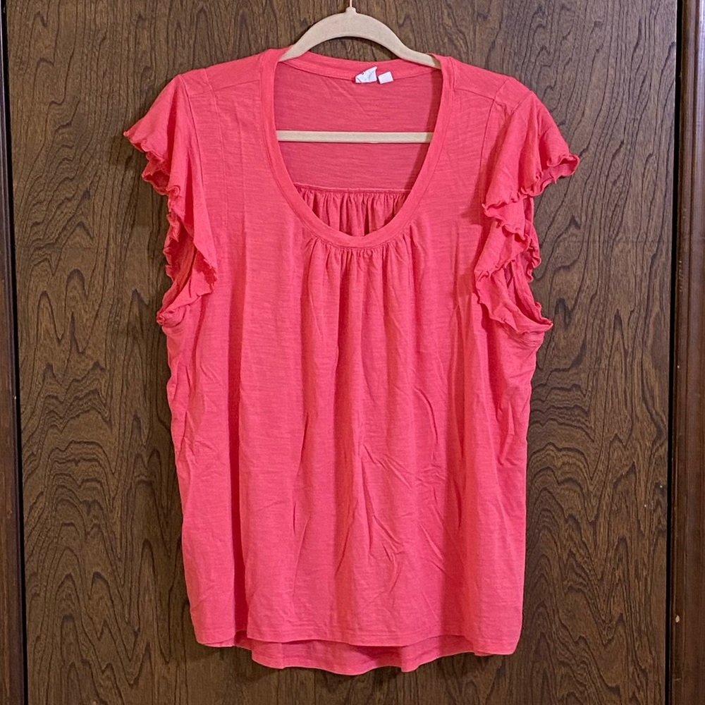 Gap lightweight Coral pink XL scoopneck T-shirt